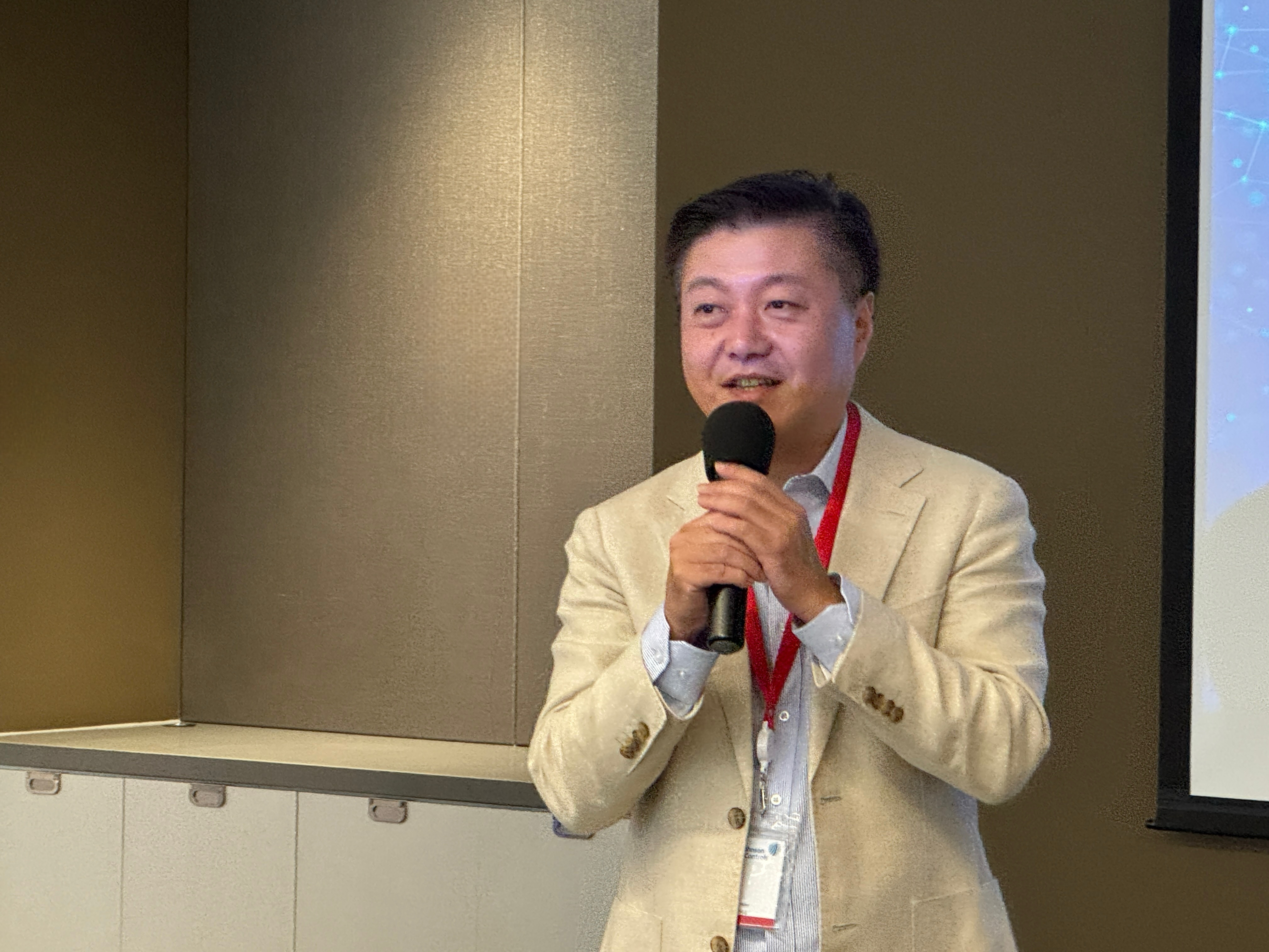 中国·18luck新利集团(股份)有限公司-官方网站